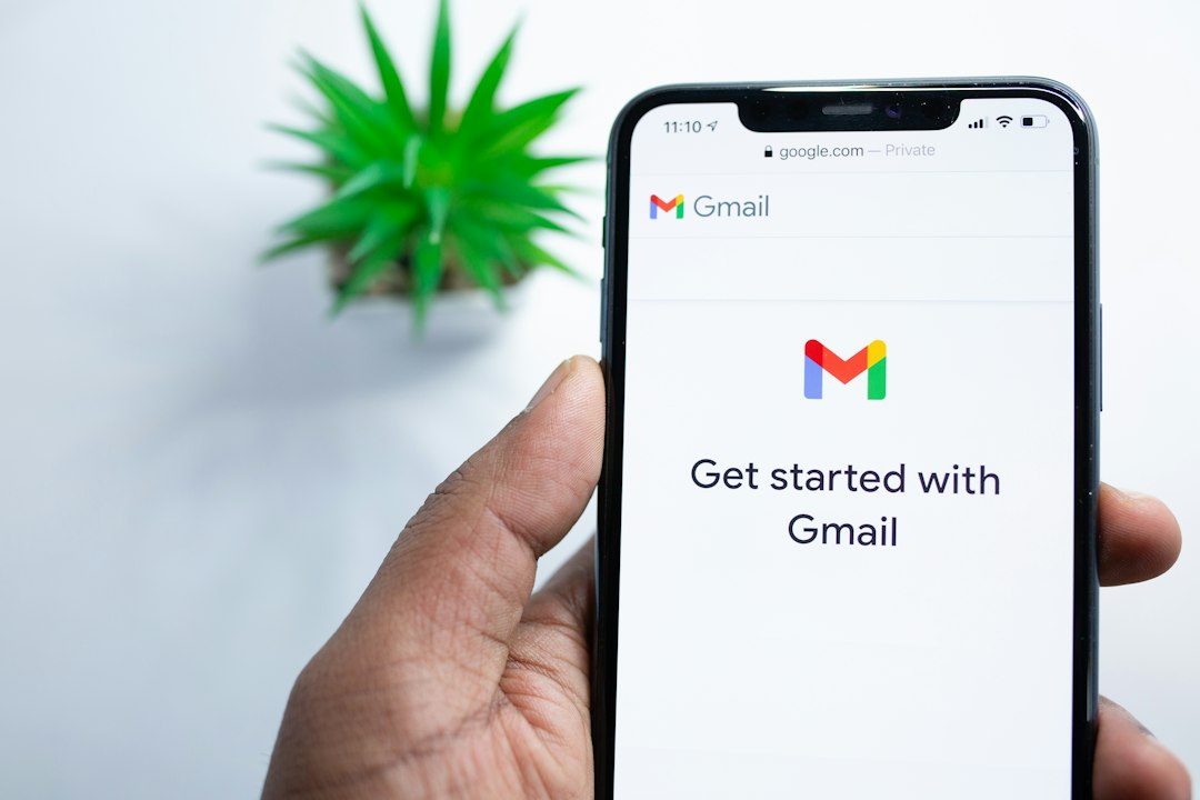 Email Subject Meaning: Gmail vs Outlook for Understanding Email Subject Fields
